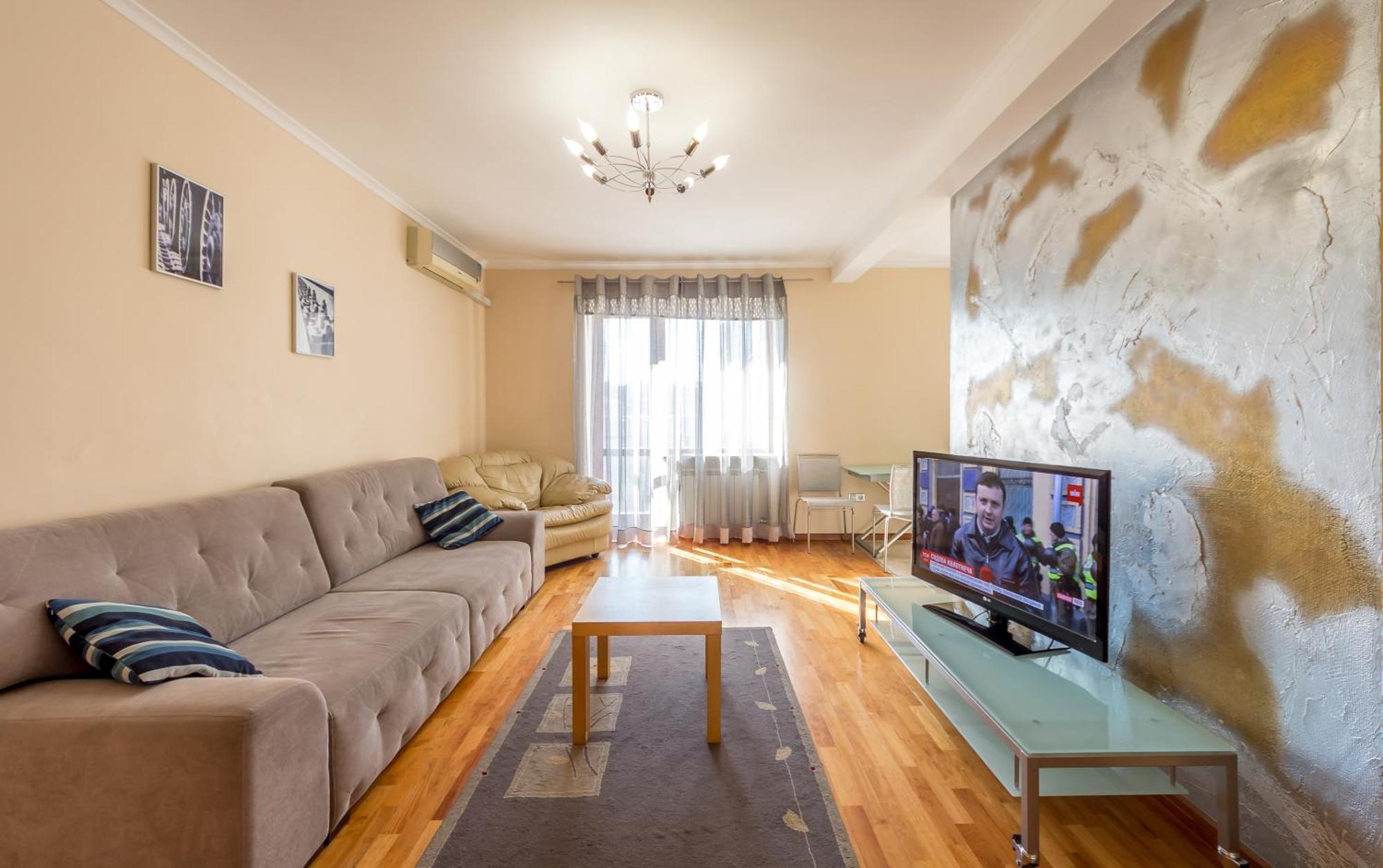Central Apartments Kiev Extérieur photo