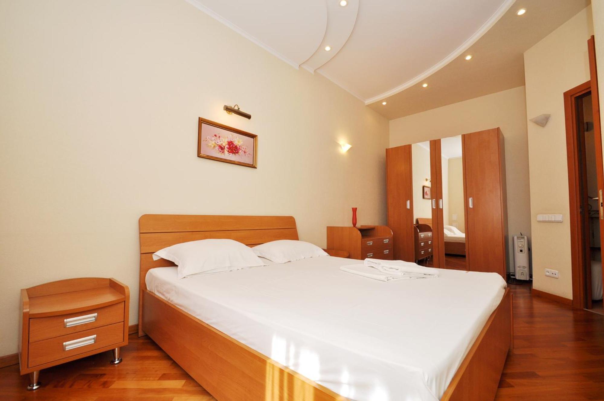 Central Apartments Kiev Extérieur photo