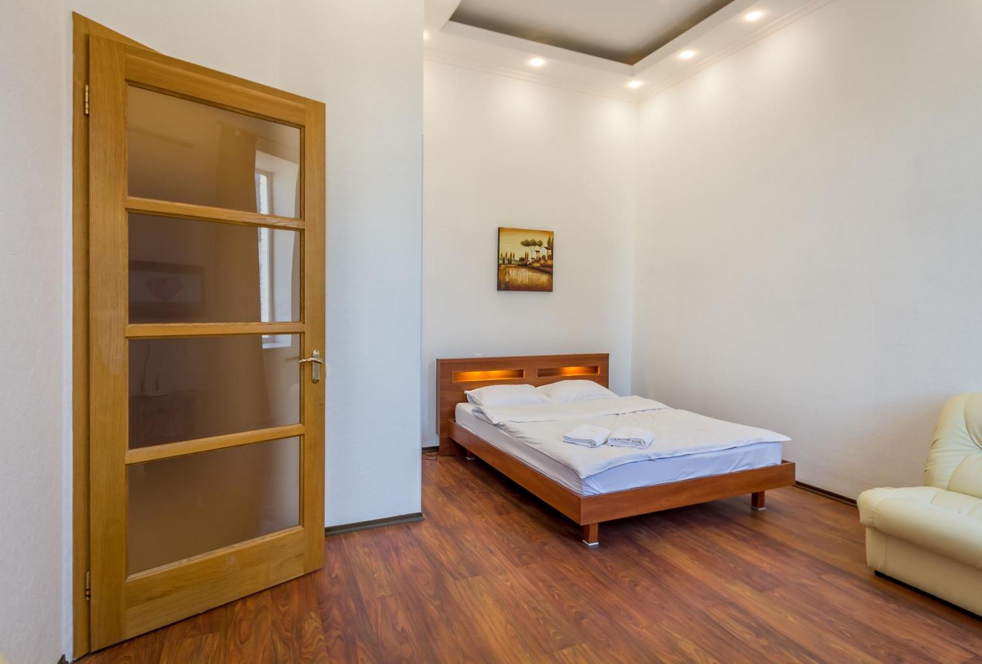 Central Apartments Kiev Extérieur photo