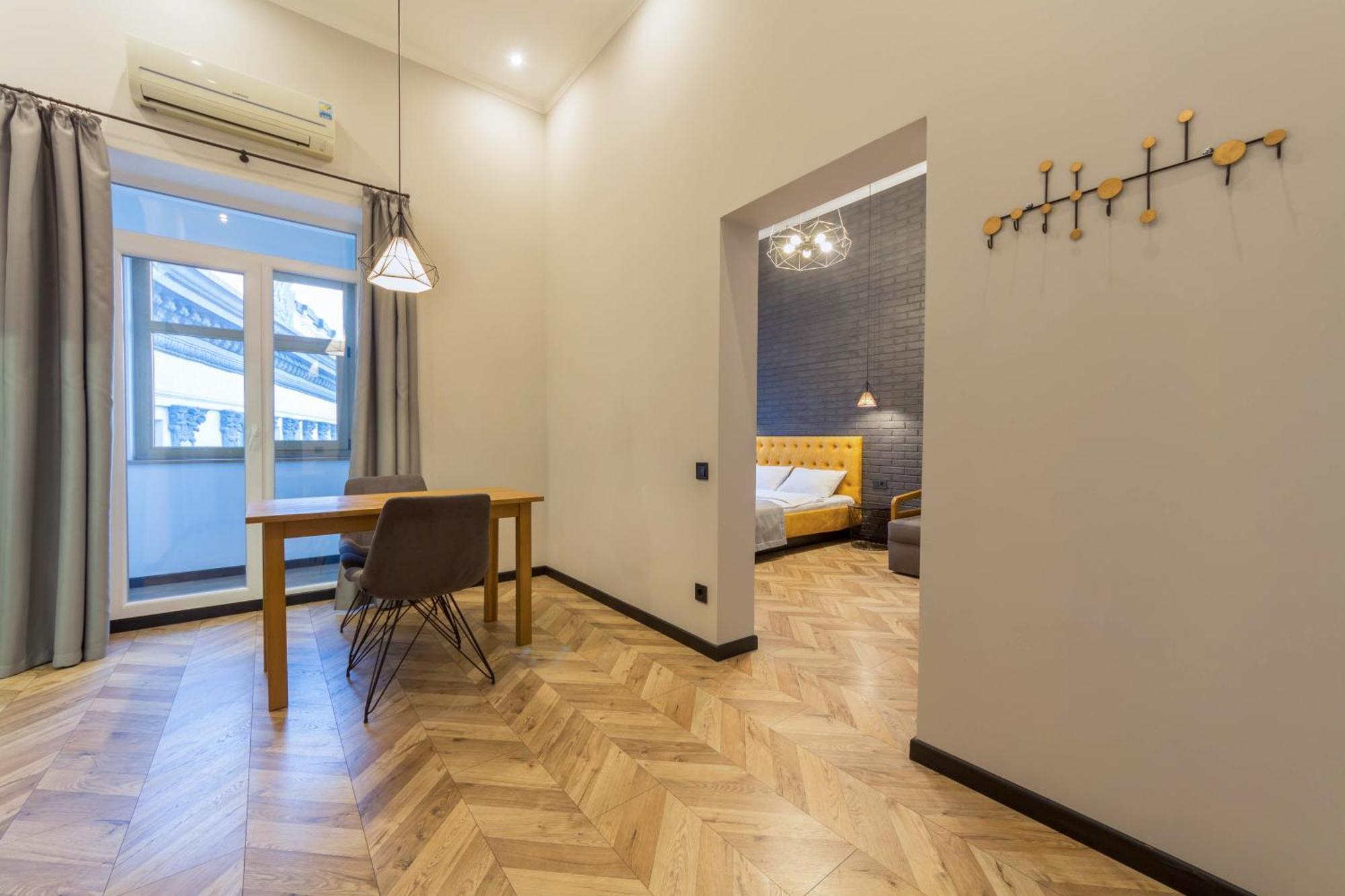 Central Apartments Kiev Extérieur photo
